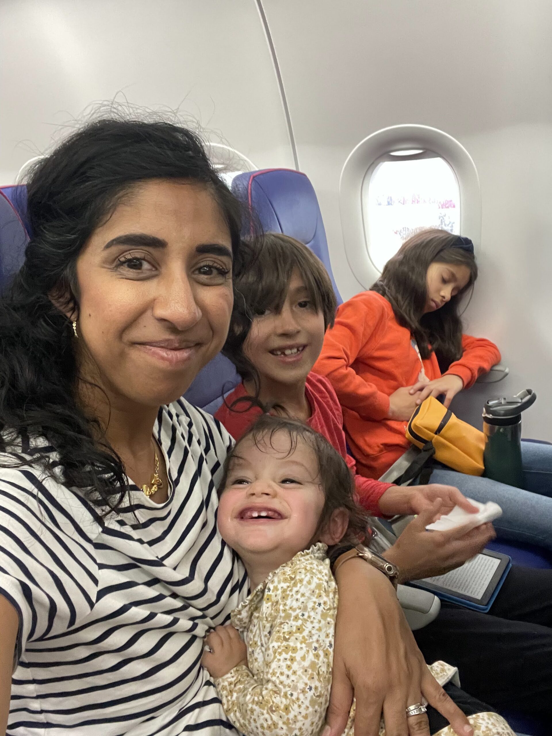 Mom Travel Essentials I Love When Flying With A Baby